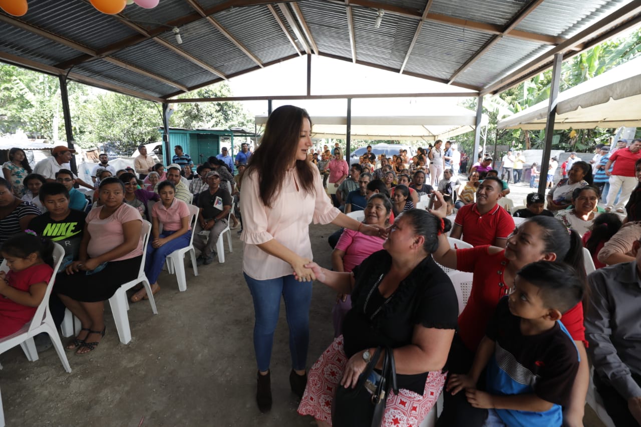 Vivienda entrega escrituras de propiedad a familias de comunidad de San Martin vivienda-entrega-escrituras-de-propiedad-a-familias-de-comunidad-de-san-martin
